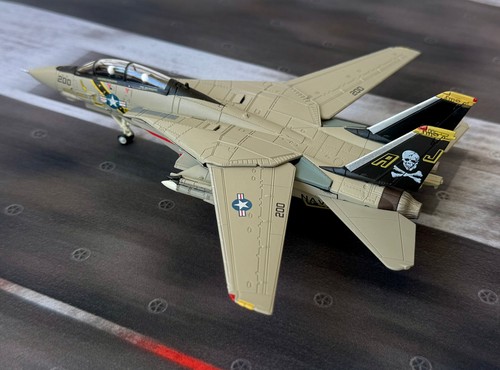 100 84 tomcat - tomcat, jolly