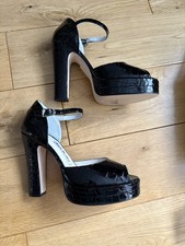 Terry de Havilland Platform