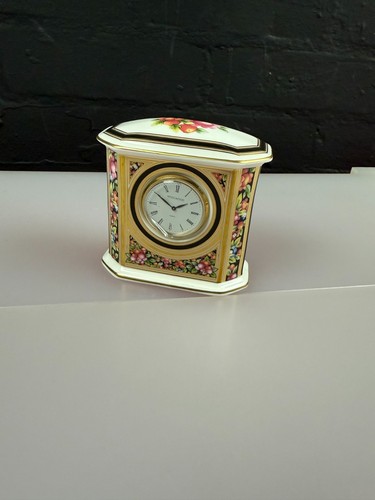 Wedgwood clio small mantle - clio,