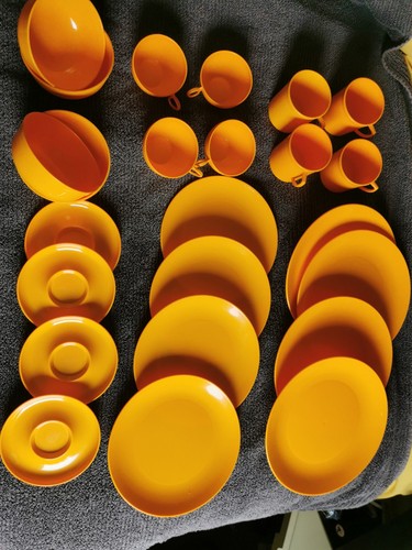 Retro campus piece dining - 24,
