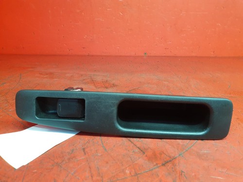 Nissan qashqai rear passenger - rear,