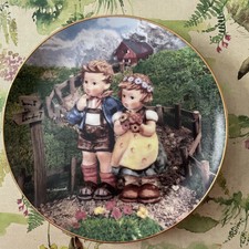 Rare Vintage M.J. Hummel