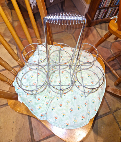 Freestanding metal wine - wine, rack