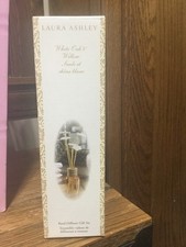 Laura Ashley White Oak & Willow reed diffuser gift set