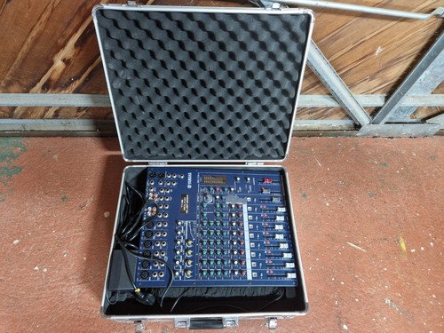 Yamaha mg124cx mixing console - mixing,