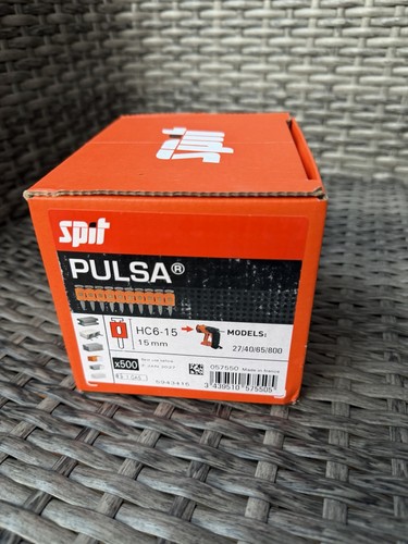 Spit pulsa nails - spit,