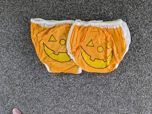 Waterproof pumpkin design - waterproof,