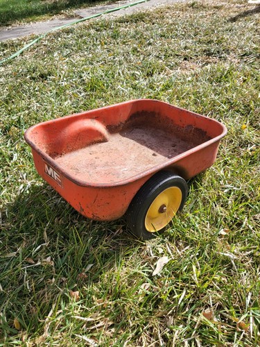 Ertl massey ferguson pedal - massey,
