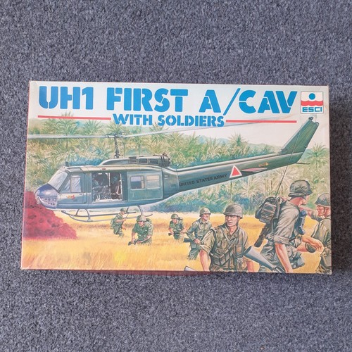 Vintage esci uh1 first - uh1,