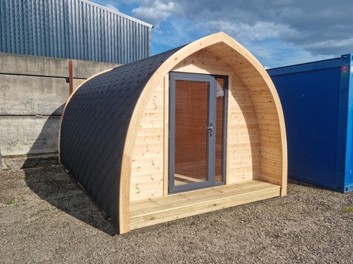 Glamping pod garden - pod,