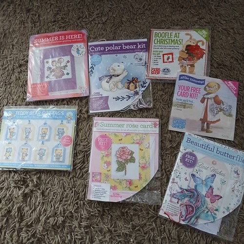 Mini cross stitch card - cross, bundle