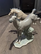 Lladro - NAO 2 Horses Jumping