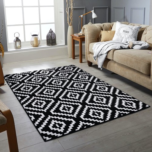 Short pile rug geometric - rug,