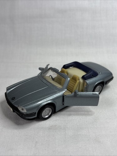 Maisto jaguar xjs v12 - 1:40,