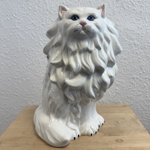 White cat figure - figure, bow