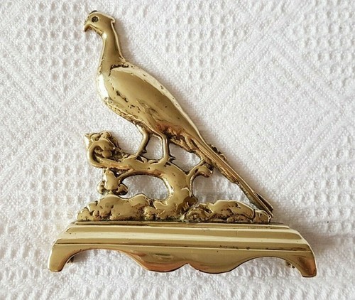 Pheasant stand brass - on, ~