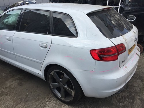2011 audi line white 5 - audi, a3