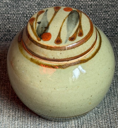 Dartington studio pottery - studio,