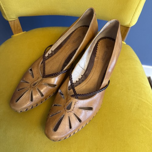 Pikolinos tan leather - tan,