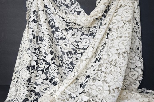 Vintage french chantilly lace - french,