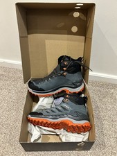 Lowa Innovo Gortex Boots. BNIB