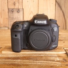 Used Canon EOS 7D Mark II