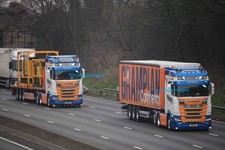 TRUCKINGIMAGES TRUCK PHOTOS - DOUBLE + SHOTS - 142 LISTED