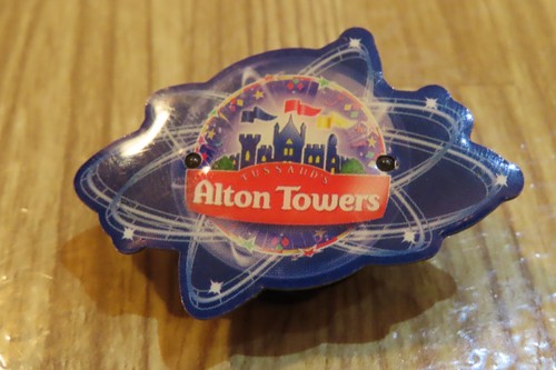 Alton towers tussauds pin - alton,