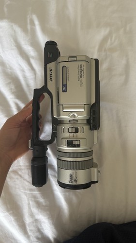 For parts sony dcr vx2000e - for,