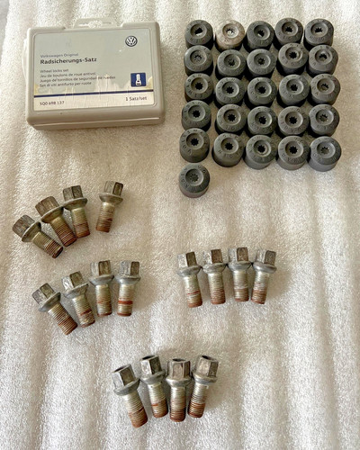 Genuine volkswagen locking - *genuine*,