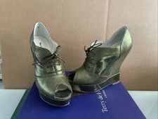 Terry De Havilland Metallic