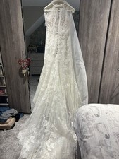 Designer pronovias drillos