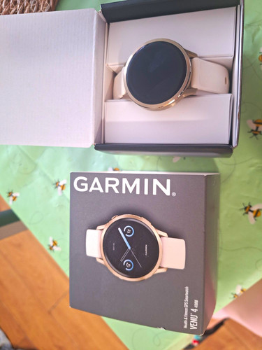 Garmin venu gps smartwatch - venu, 4