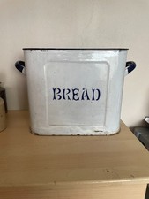 VINTAGE ENAMEL WHITE BLUE