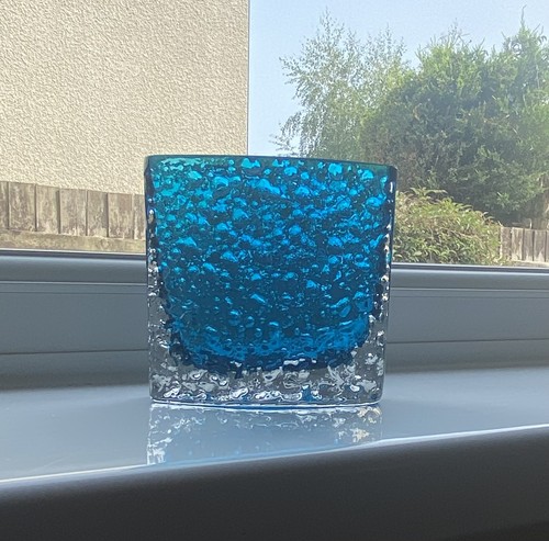 Whitefriars glass nailhead - glass,