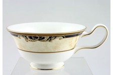 Wedgwood - Cornucopia - Teacup