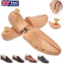 1 Pair of Wood Men's Shoe