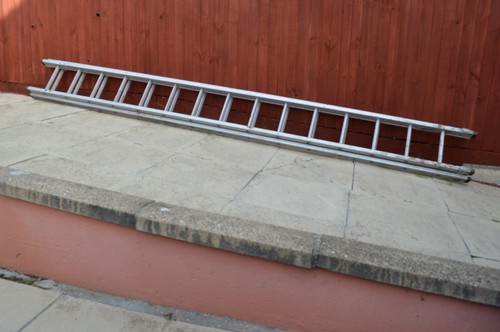 Heavy duty aluminium ladder - heavy,