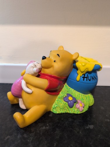 Vintage winnie the pooh - winnie,