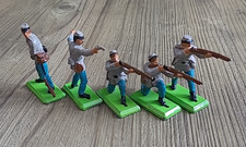 Britains Deetail Toy Soldiers