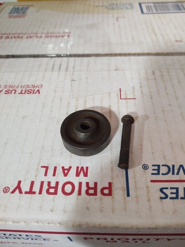 Singer base wheel treadle - wheel,