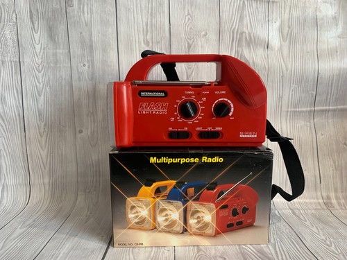 Flashlight radio red - flashlight,