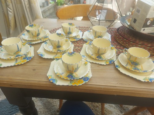 Art deco handpainted - deco, crown