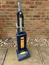 Sebo X4 Extra 1300W Automatic