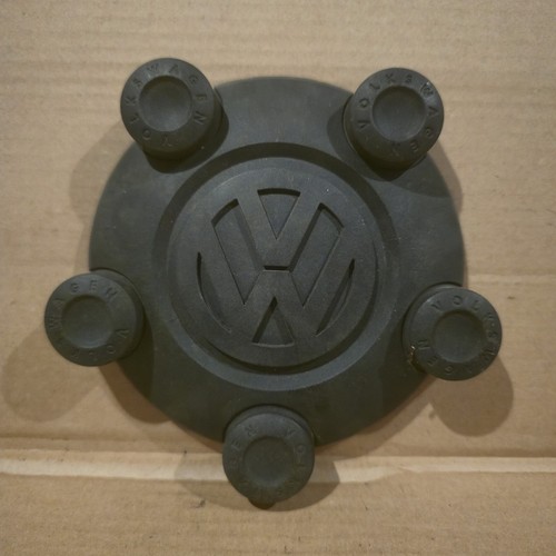 Genuine caddy wheel centre - vw,