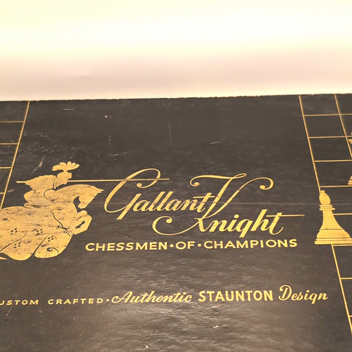 Gallant knight staunton design - knight,