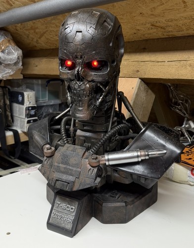 Sideshow terminator 600 - ,