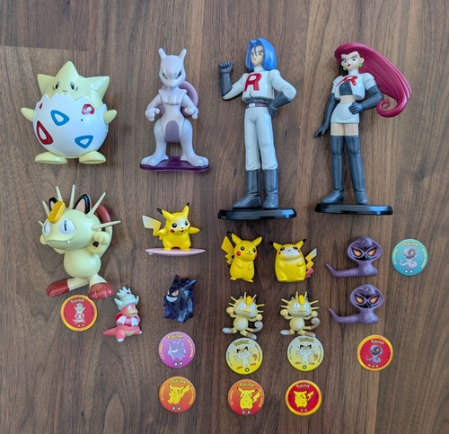 Vintage pokemon figures - figures, /