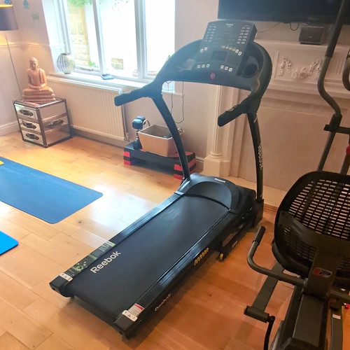 Fully working reebok zr8 - fully,