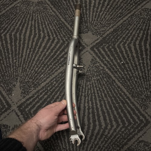 Lung forks threaded like - , or